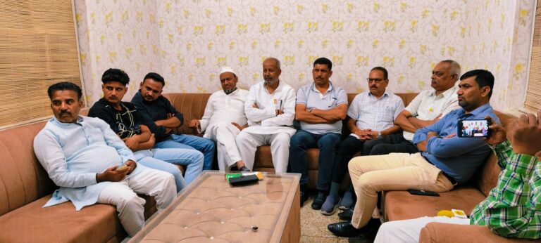 *नींद में सो रहे शासन प्रशासन को जगाने के लिए कांग्रेस कल एसडीएम कार्यालय पर करेगी धरना प्रदर्शन: राजेंद्र चौधरी*