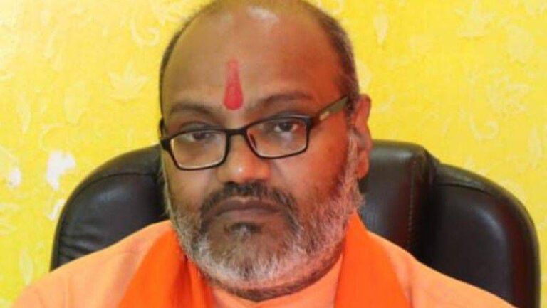 नरसिंहानंद ‘हिरासत’ में, अब बीजेपी विधायक का भड़काऊ बयान- एनकाउंटर हो