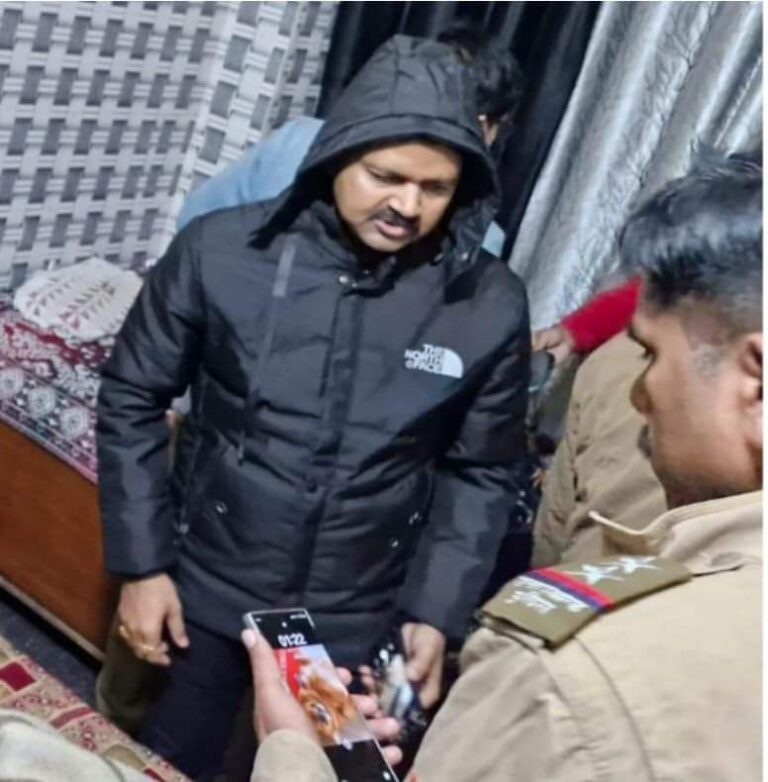 मुकर्रबपुर गांव में संदिग्ध परिस्थितियों में गोली लगने से एक युवक की मौत
