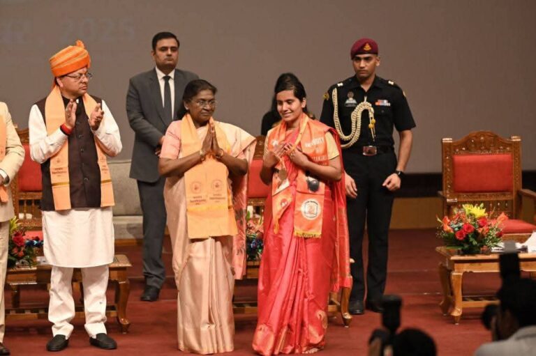 बेटियां आंतरिक शक्ति और प्रतिभा से बढ़ा रही है भारत गौरव : राष्ट्रपति द्रौपदी मुर्मू