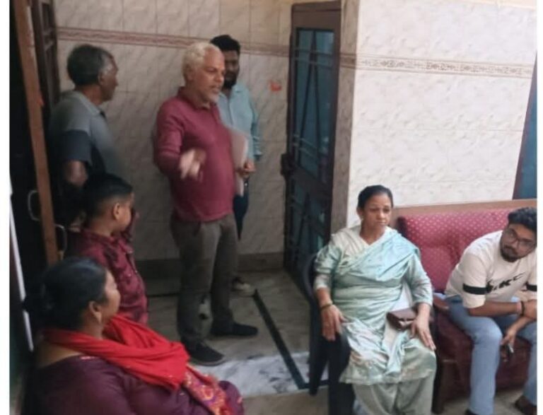 मकान का ताला तोड़कर ज्वेलरी और नगदी साफ की