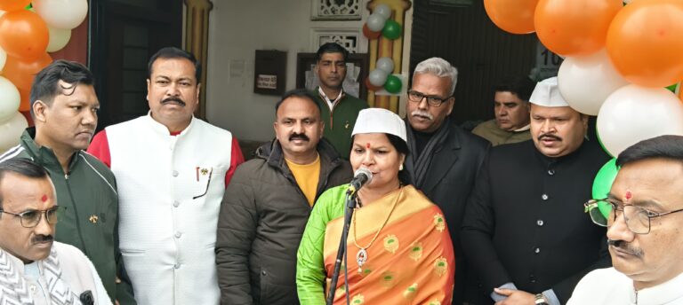 नगर निगम में हुआ ध्वजारोहण,मेयर अनीता ललित अग्रवाल ने दी गणतंत्र दिवस की शुभकामनाएं
