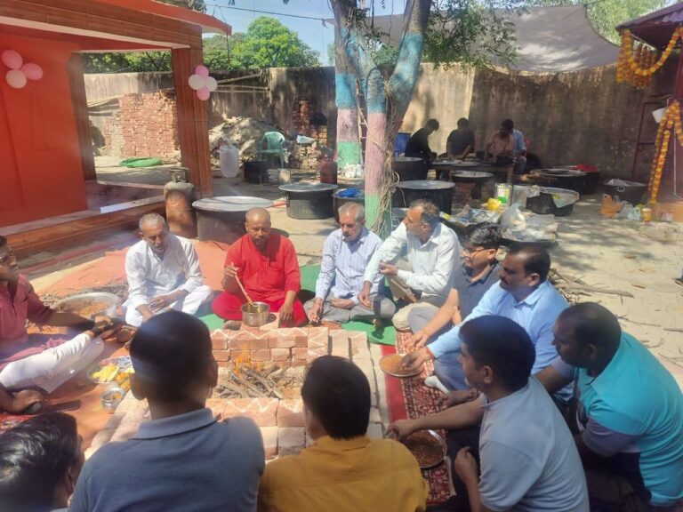 प्राचीन सिद्ध पीठ हनुमान मंदिर कुटिया बहादुरपुर जट में धूमधाम से मनाया गया हनुमान जन्मोत्सव