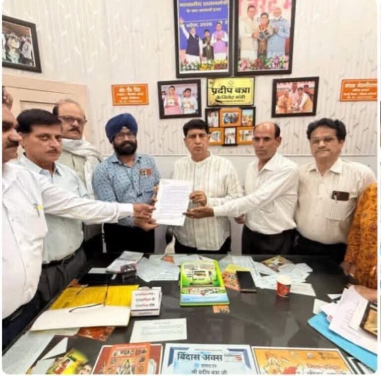 किसी भी क्षेत्र में पेयजल और बिजली का संकट उत्पन्न हो     कैबिनेट मंत्री प्रदीप बत्रा ने सेवा केंद्र पर जन समस्याएं सुनी